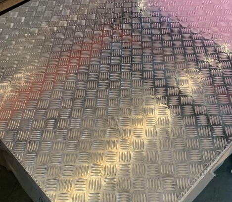 �º������������